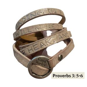 Women’s Tan Leather Wrap Bracelet